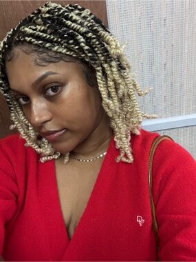 Meet your Posher, Tyra!